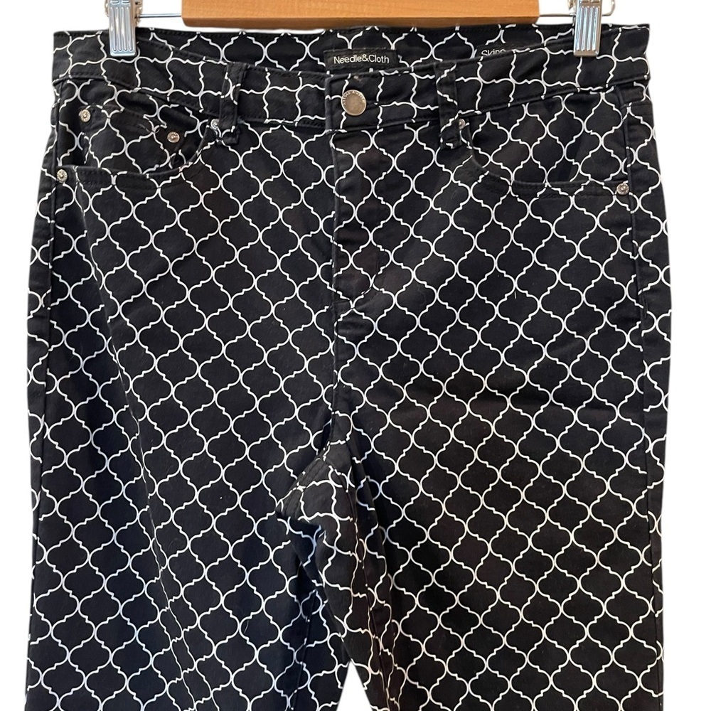 Needle & Cloth Women’s Black & White Diamond Pattern Pants Size: 10 - Picture 5 of 8